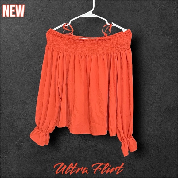 New Ultra Flirt by Ikeddi Womens Smocked Off The Shoulder Top Rust - Picture 2 of 5
